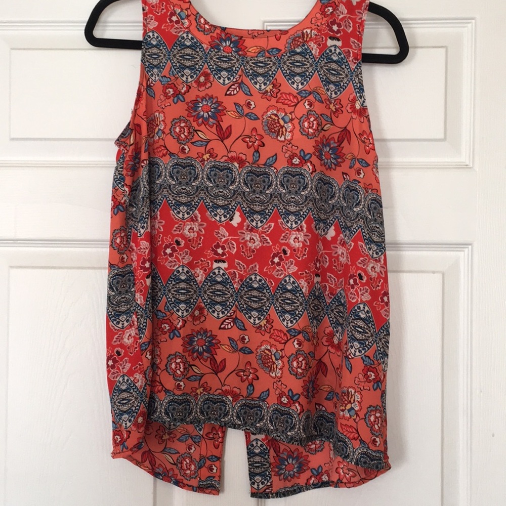 NWT Cupio sleeveless blouse